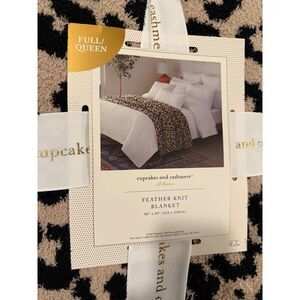 Cupcakes and Cashmere Feather Knit Blanket Leopard Full Queen BNWT
